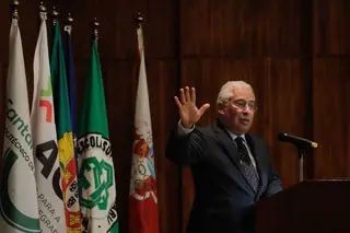 Costa diz que é preciso esforço coletivo para resolver problema dos incêndios