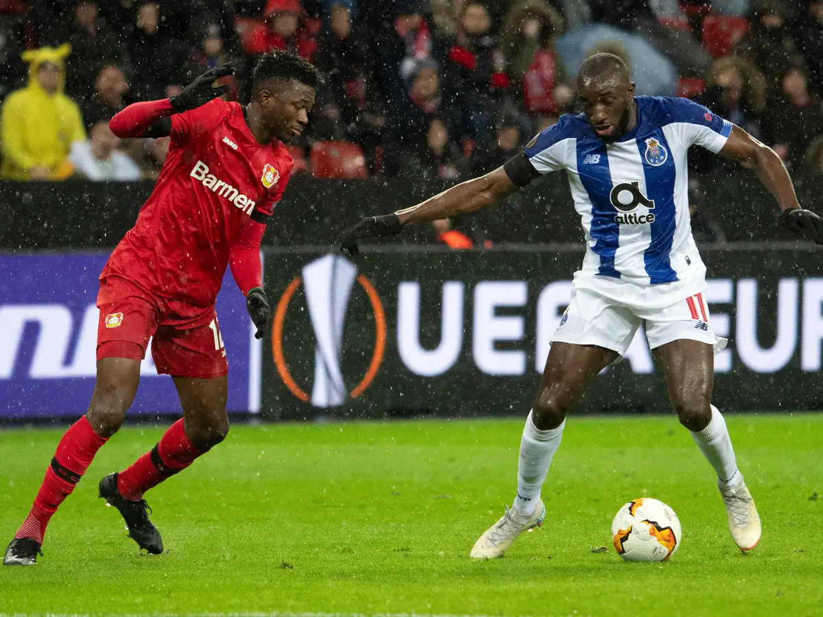 Estádio do Dragão interditado por dois jogos - SIC Notícias