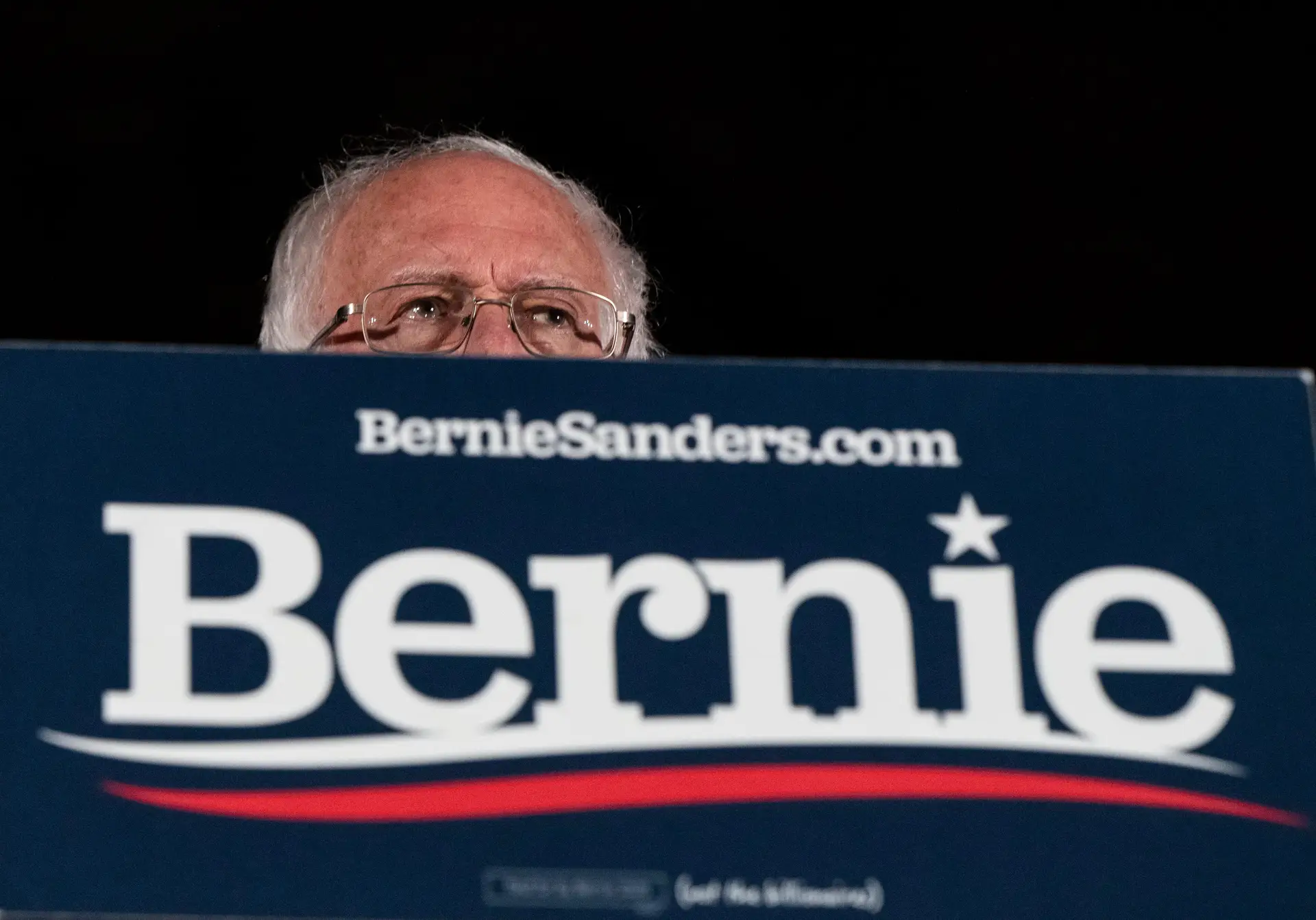 Bernie Sanders está a avaliar permanência na corrida presidencial