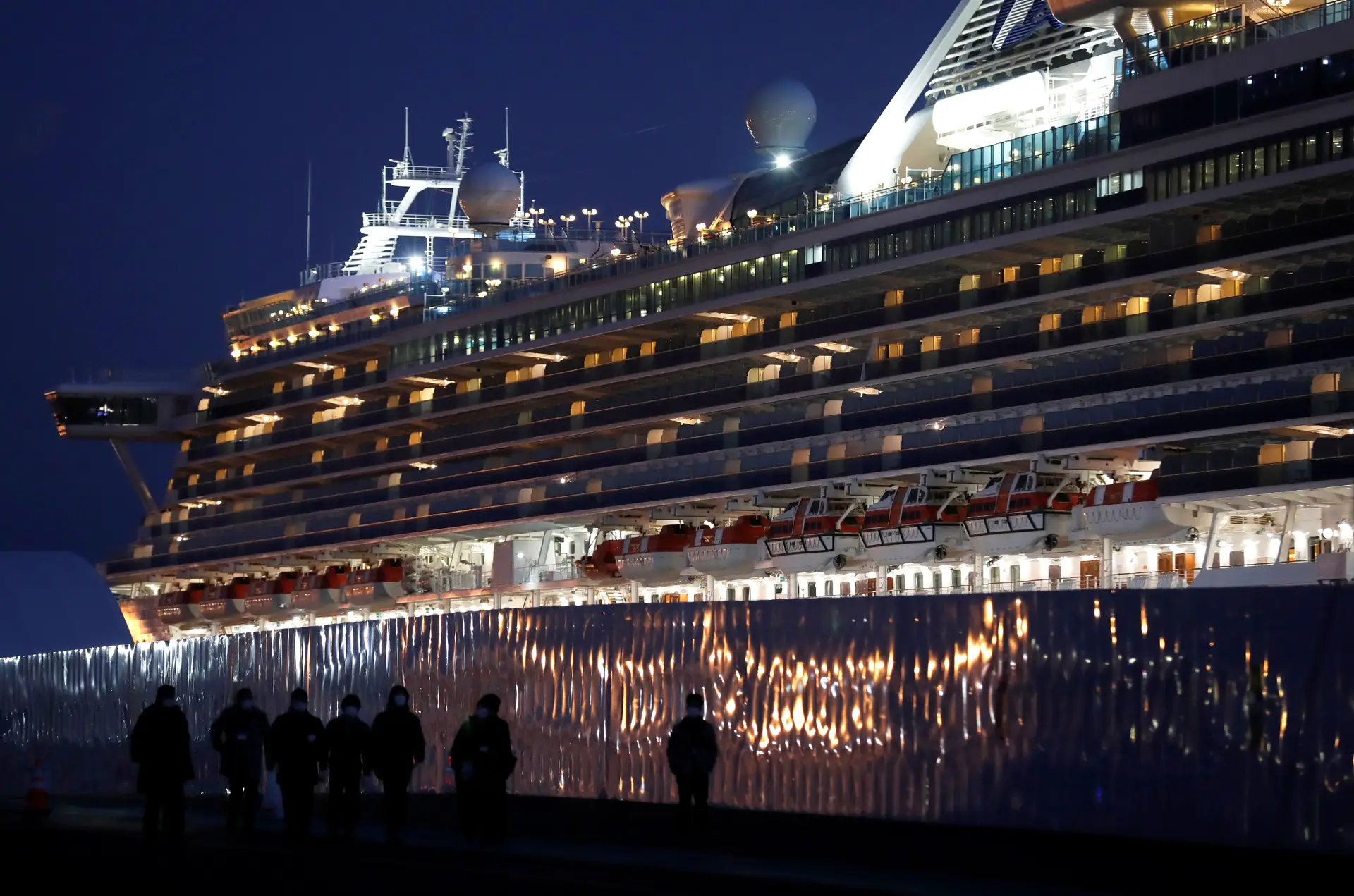 Britânico que estava a bordo do Diamond Princess morre no Japão
