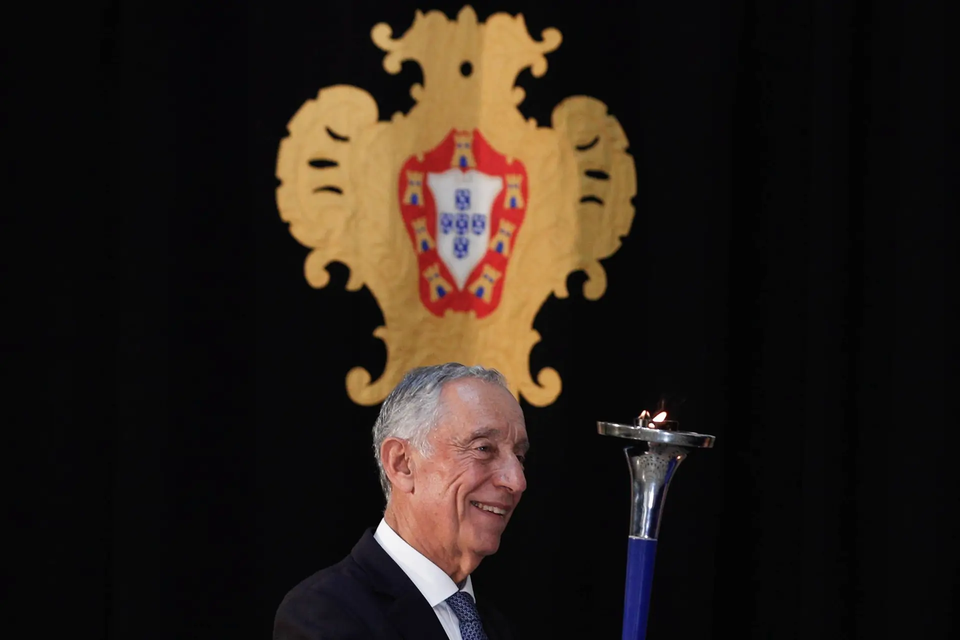 Presidente da República exorta portugueses a mobilizarem-se contra o Covid-19