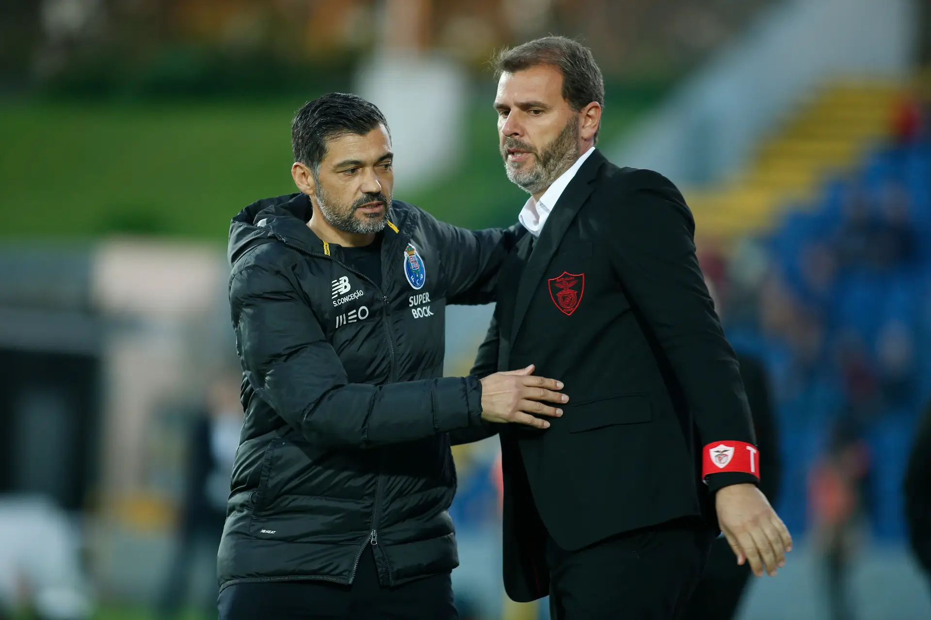 FC Porto regressa às vitórias nos Açores e sobe à liderança da Liga