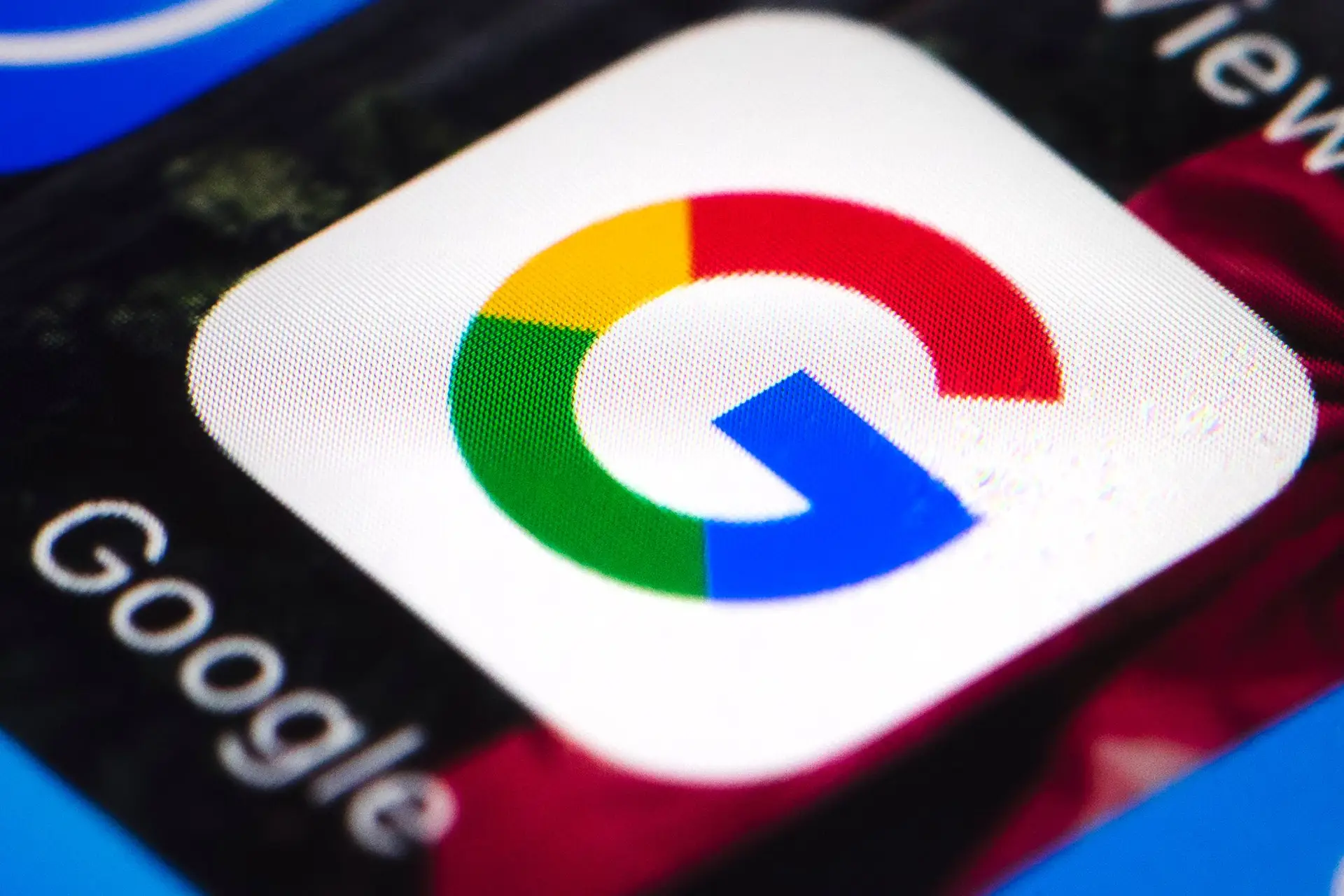Coronavírus: Twitter e Google europeu pedem aos funcionários que façam teletrabalho
