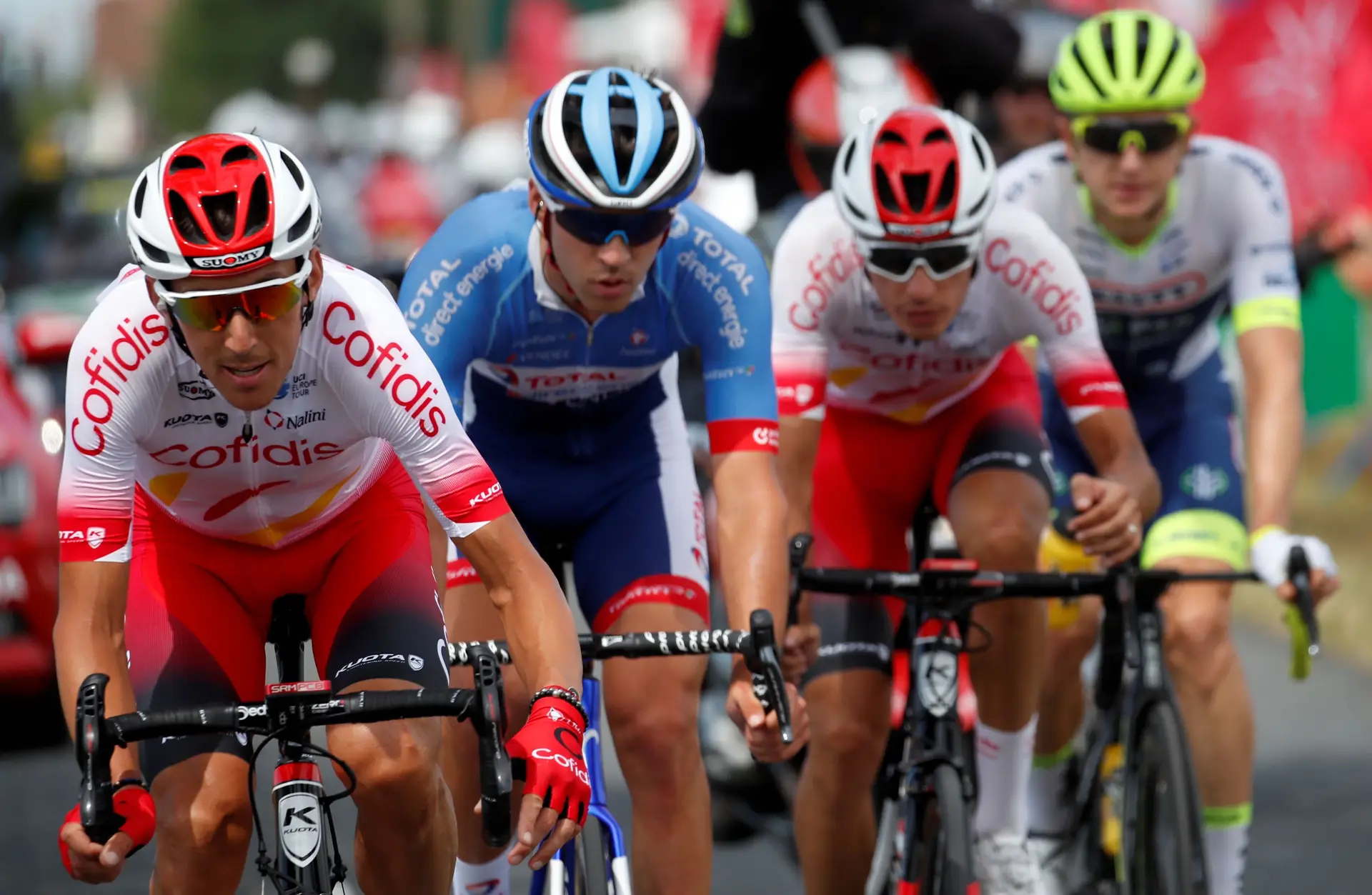 Equipa de ciclismo Cofidis compara isolamento por coronavírus a "tomada de refém"