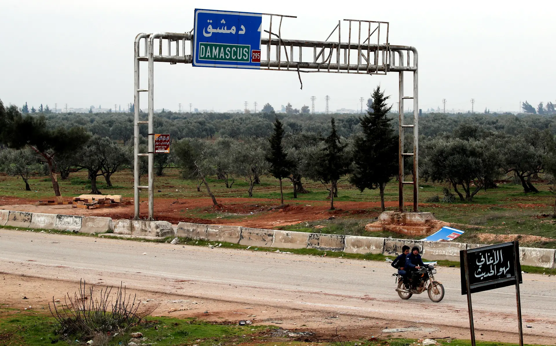 Avião militar sírio abatido pelo exército turco