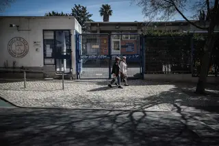 Todas as escolas fechadas até 12 de abril
