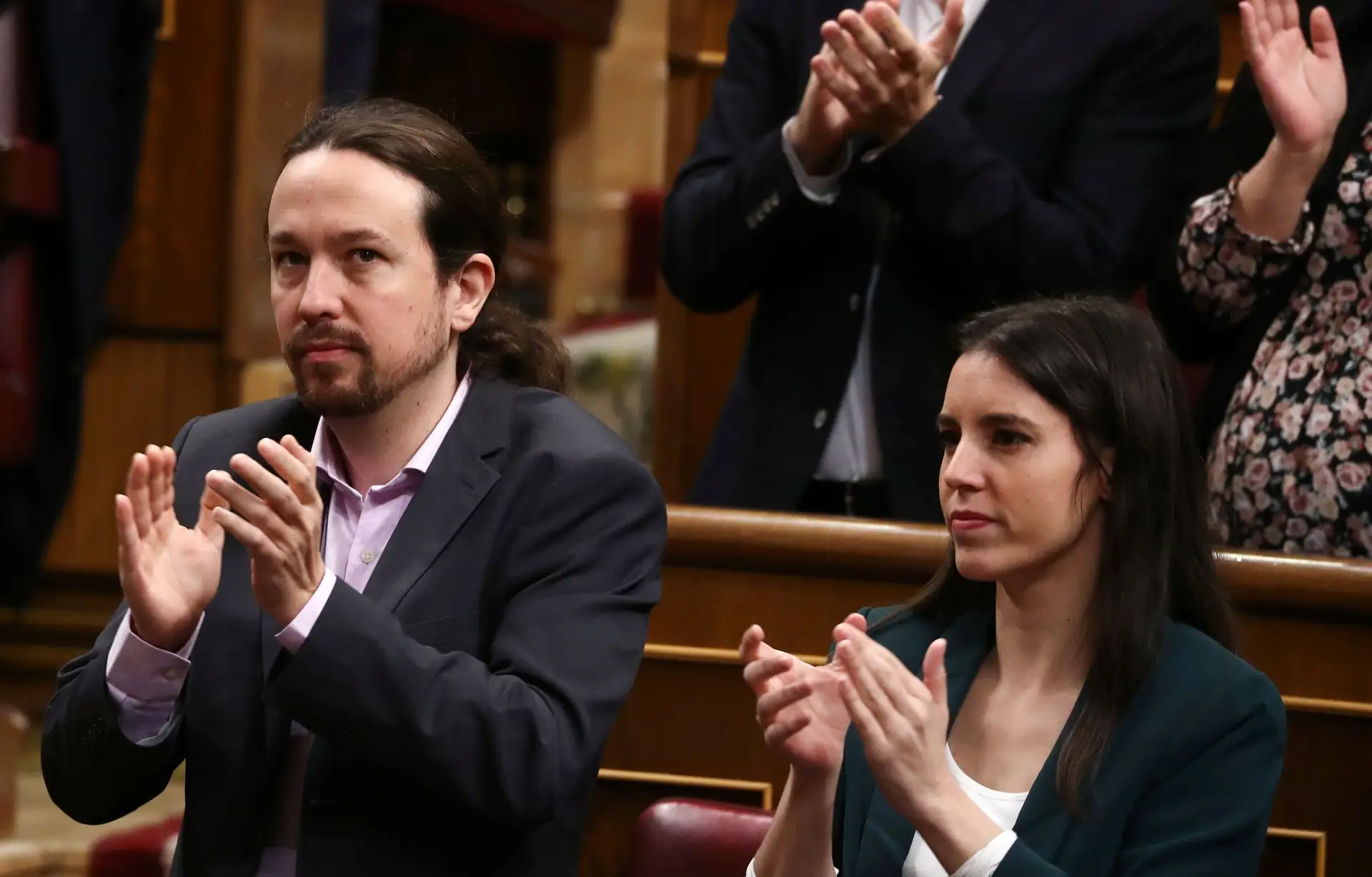 Ministra espanhola diagnosticada com Covid-19, vice-primeiro-ministro Pablo Iglesias em quarentena