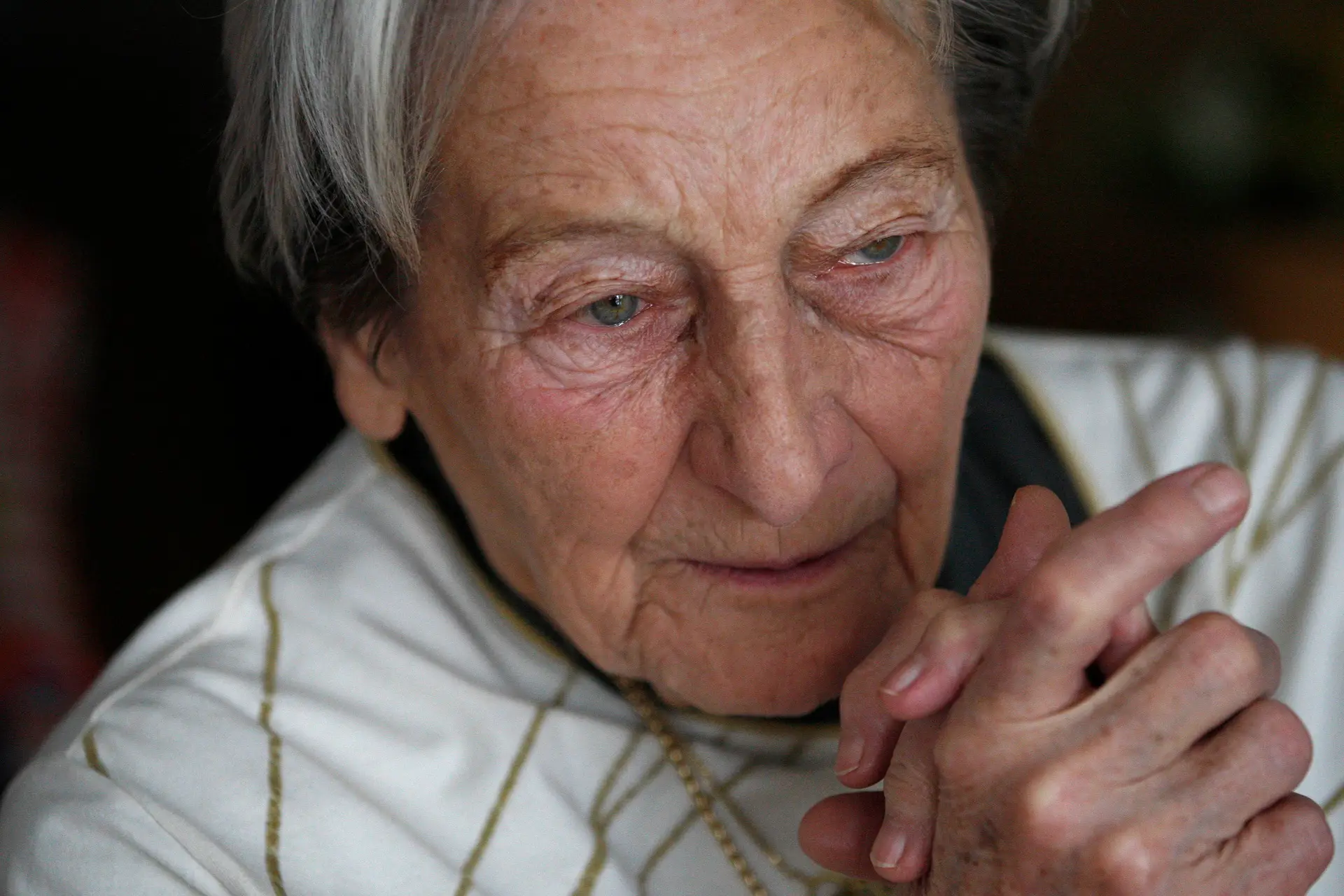 Dana Zatopkova, antiga campeã olímpica, morre aos 97 anos