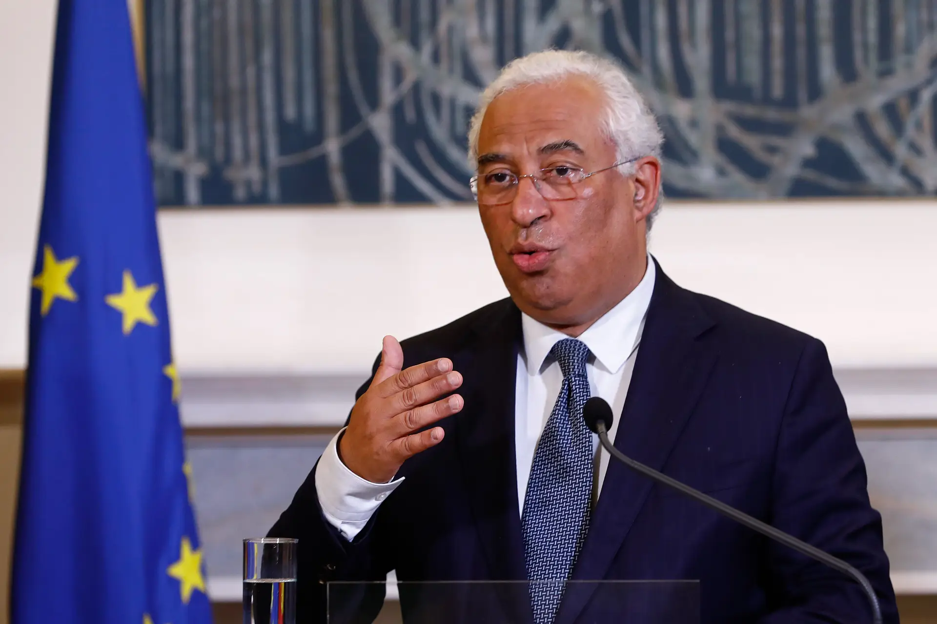 Costa e Sanchéz vão discutir controlo da fronteira Portugal-Espanha