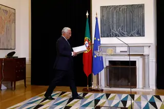 Covid-19: "Governo deve intervir no estritamente necessário"