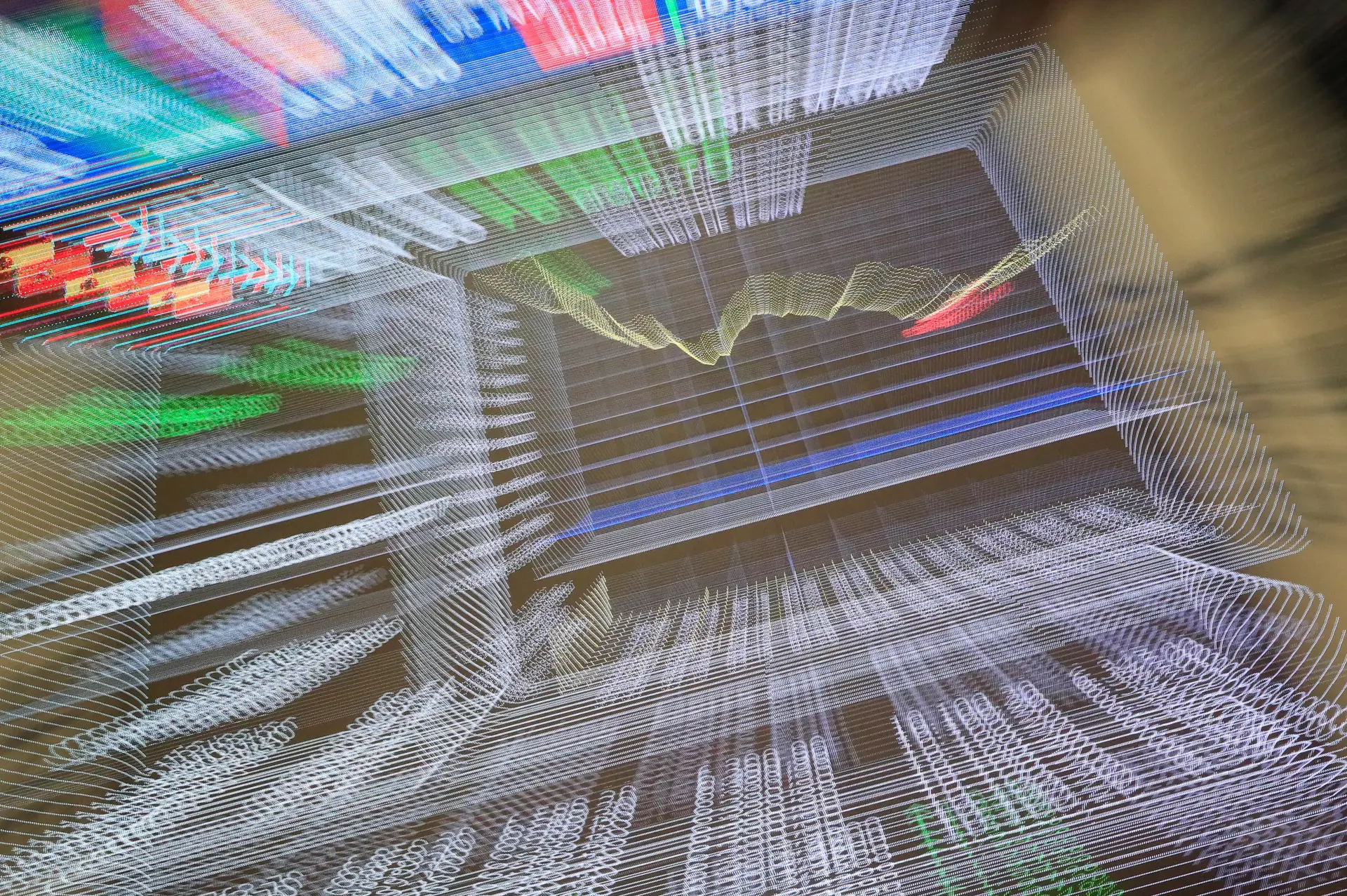 Bolsas europeias caem mais de 5% face ao receio dos efeitos económicos da pandemia