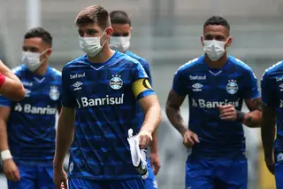 Covid-19: prejuízos de milhões no futebol