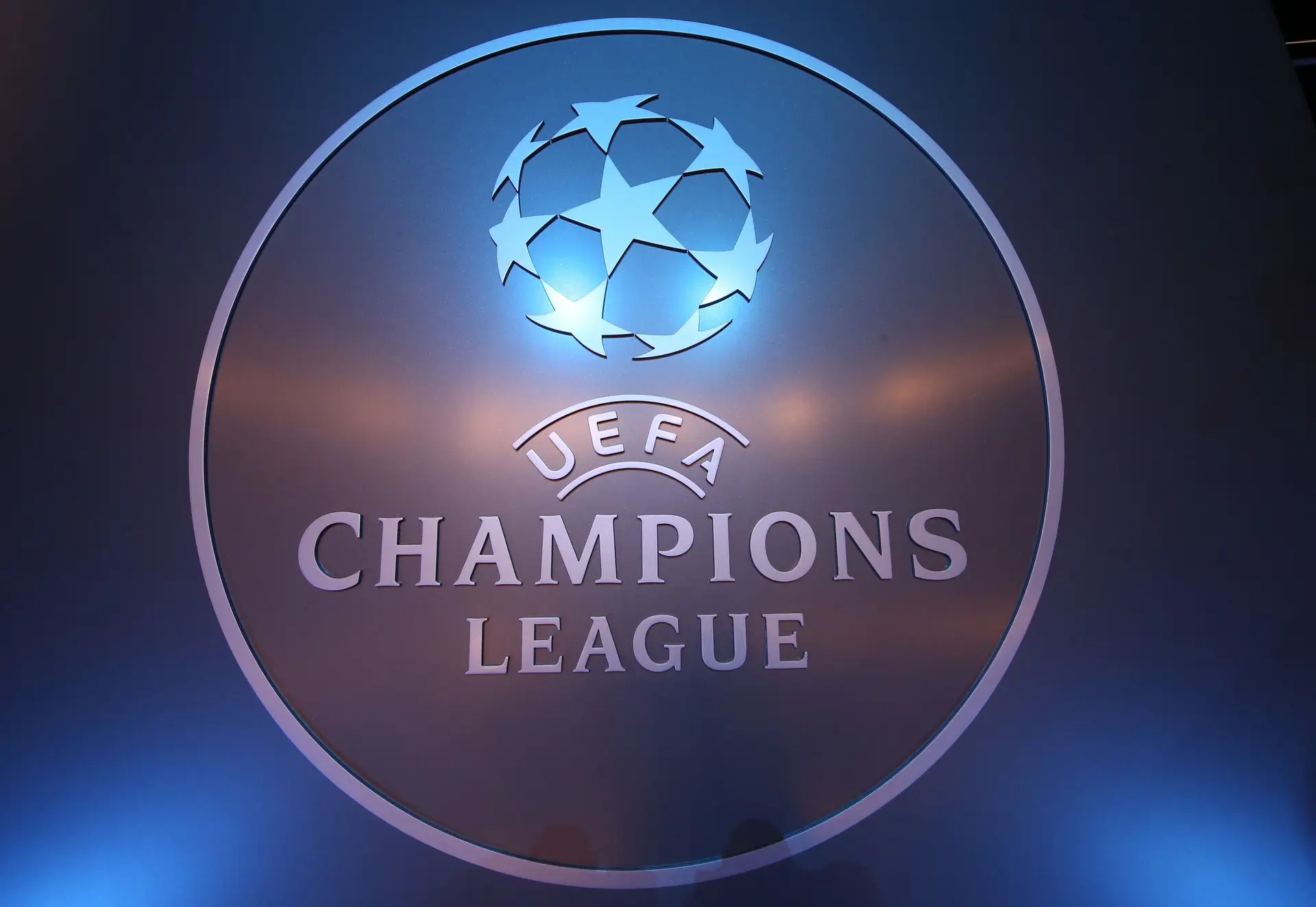 Final a oito da Champions em Lisboa sem público
