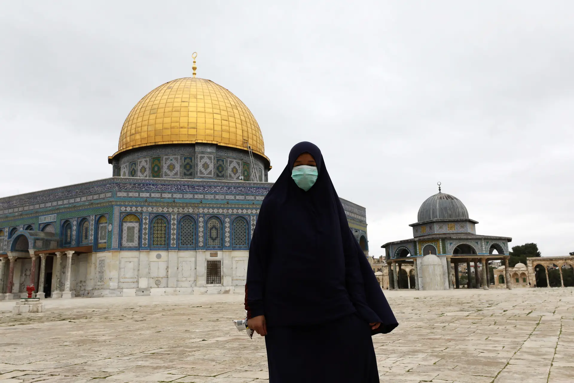 Covid-19: Israel fecha fronteiras a todos os cidadãos estrangeiros