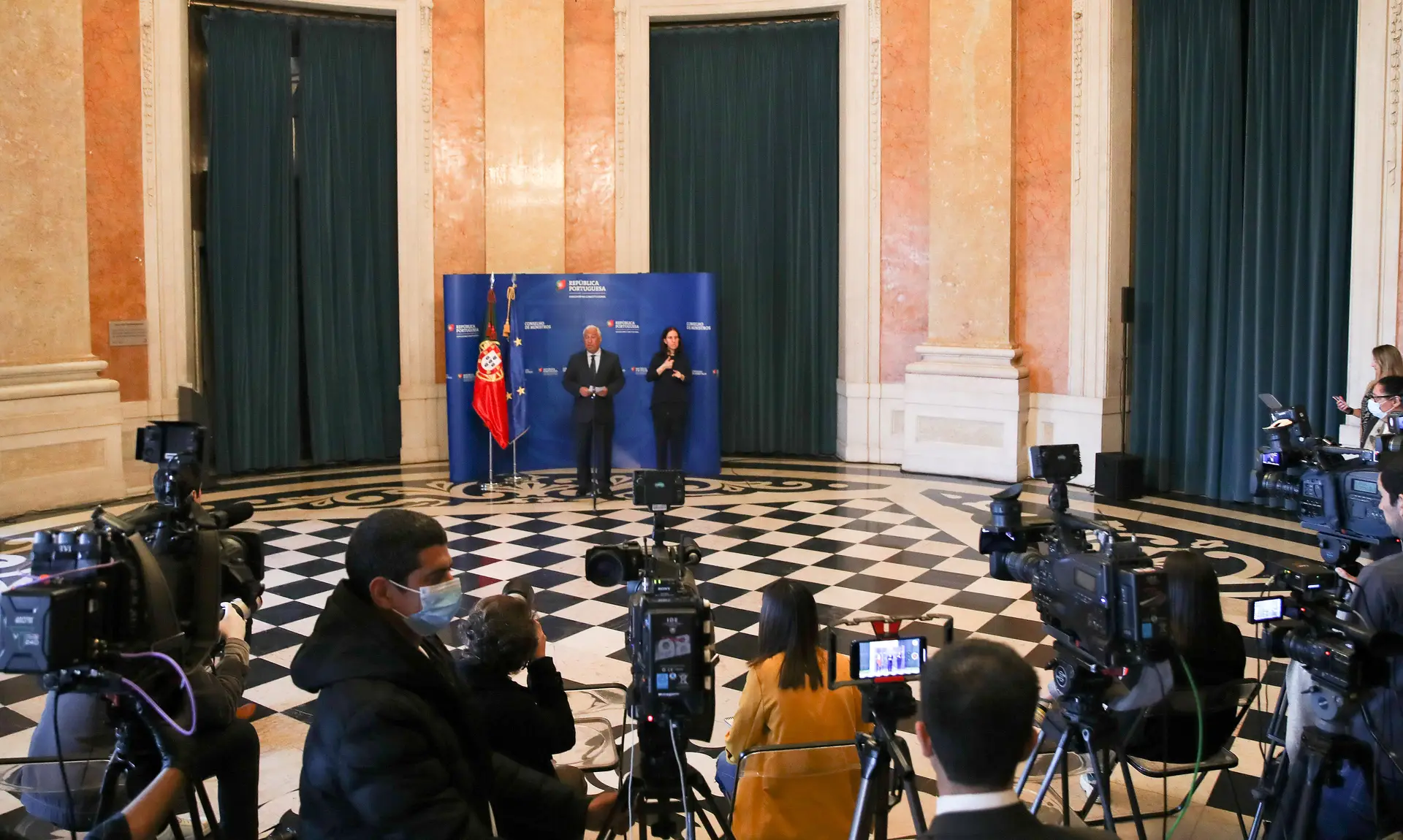 Governo cria Gabinete de Crise para enfrentar a pandemia