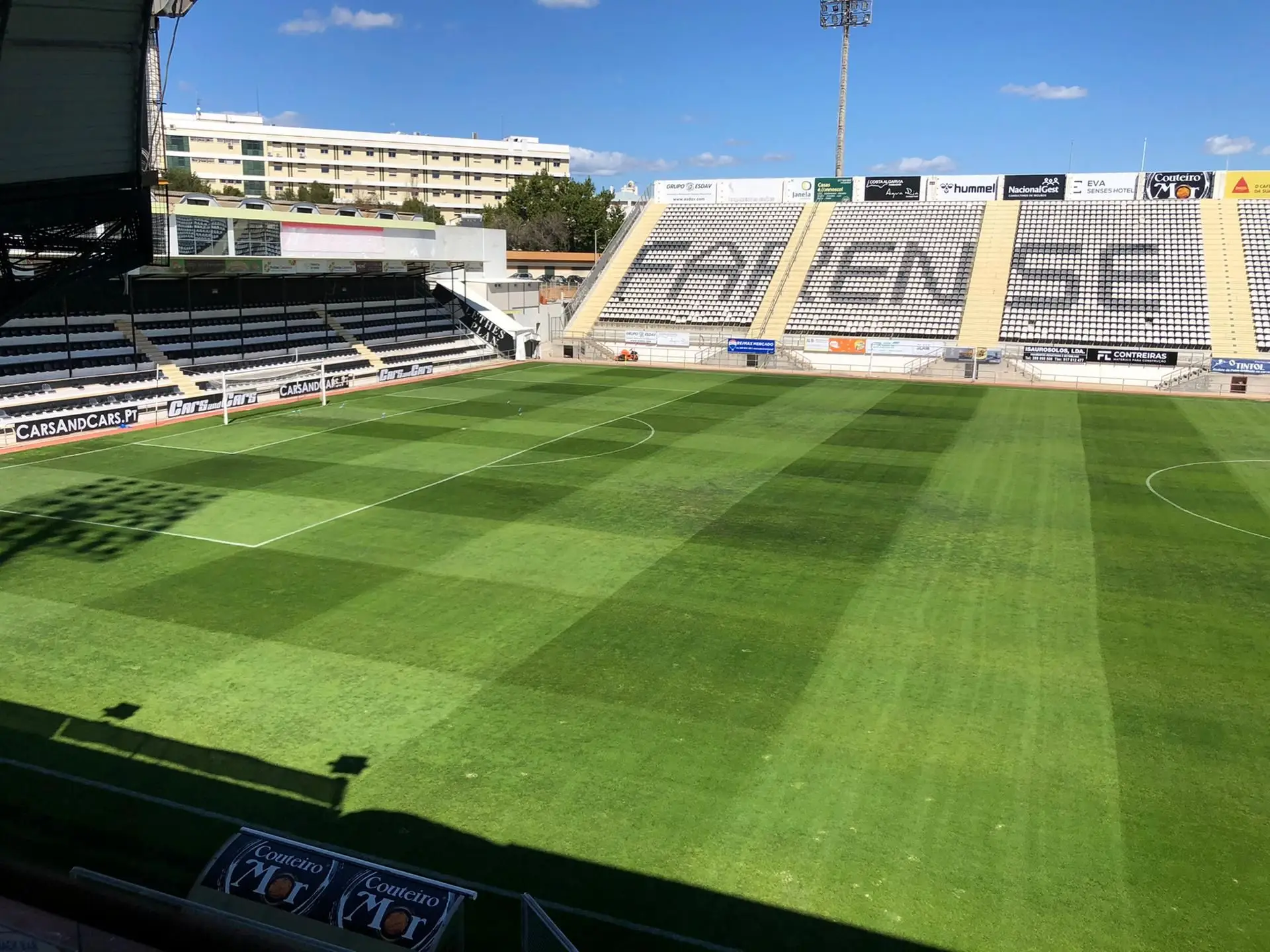 Farense disponível para ceder infraestrutruras e adquirir material hospitalar