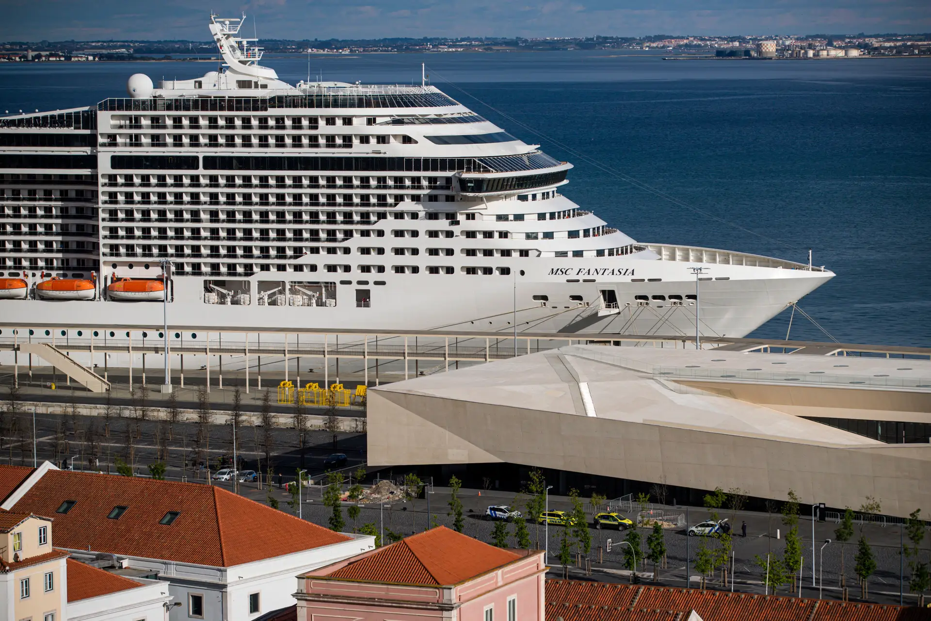 Quatro voos vão repatriar hoje passageiros de cruzeiro atracado em Lisboa