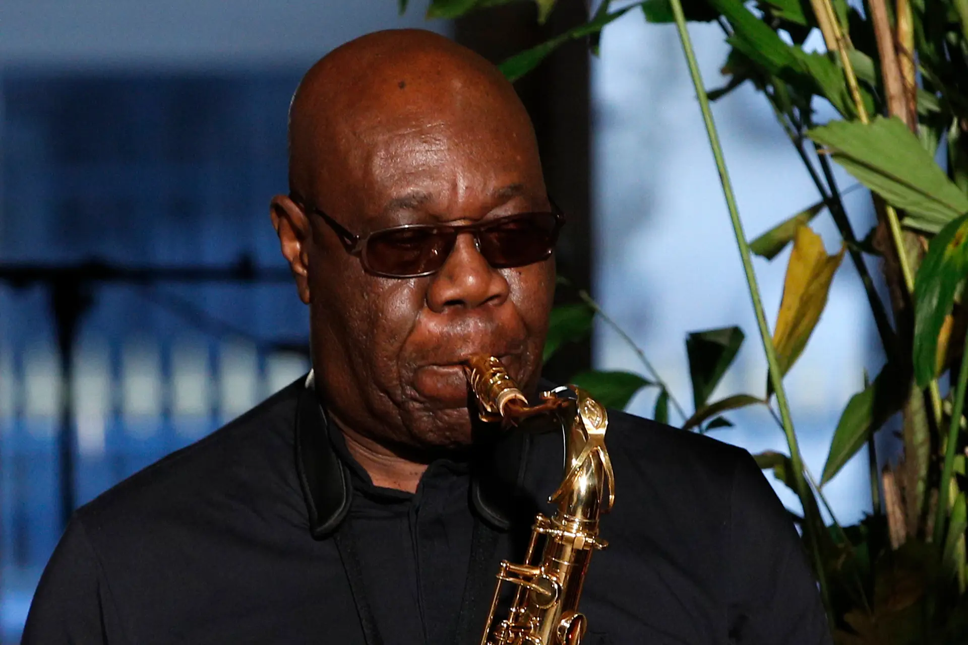 Saxofonista Manu Dibango morre vítima da Covid-19