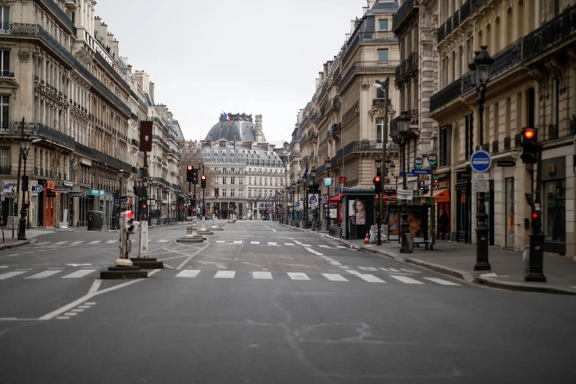 França é o quinto país a ultrapassar os mil mortos por Covid-19
