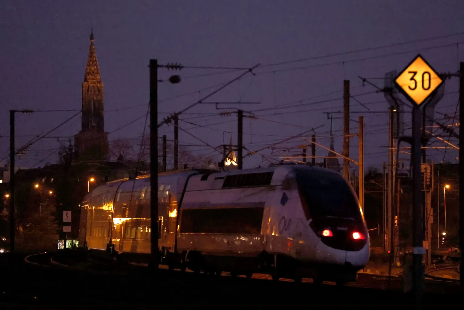 França utiliza TGV para transportar doentes da Alsácia