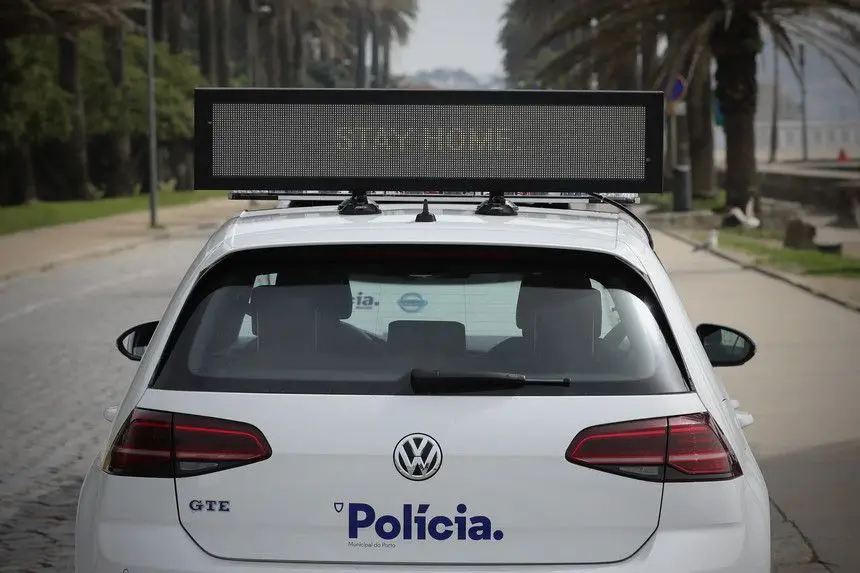 Infetado com o novo coronavírus detido em Ovar por furar confinamento obrigatório