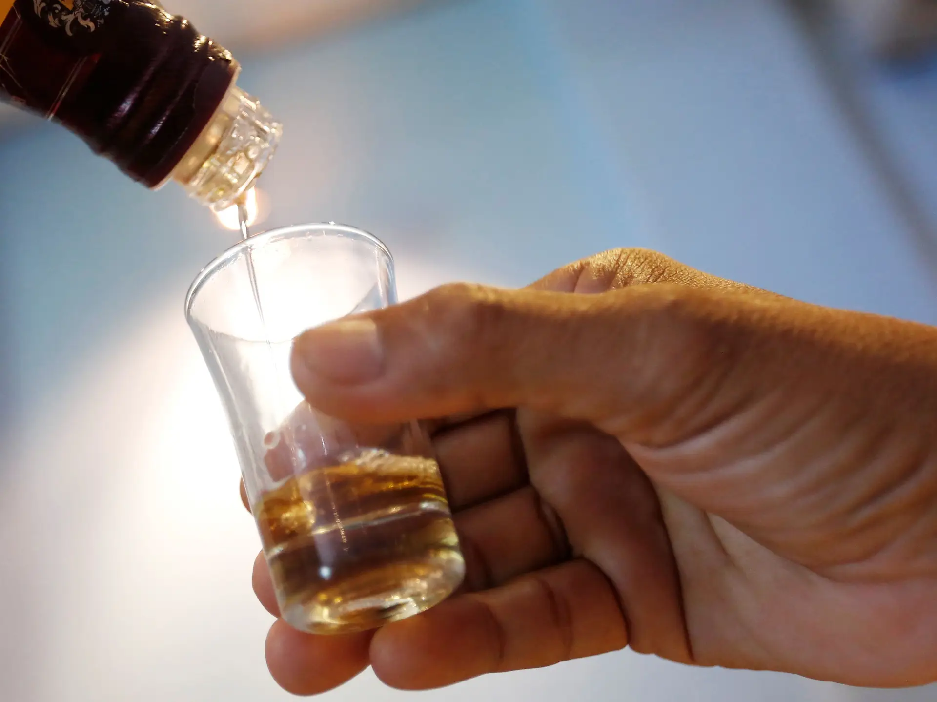 OMS quer alertas de cancro nos rótulo de bebidas alcoólicas