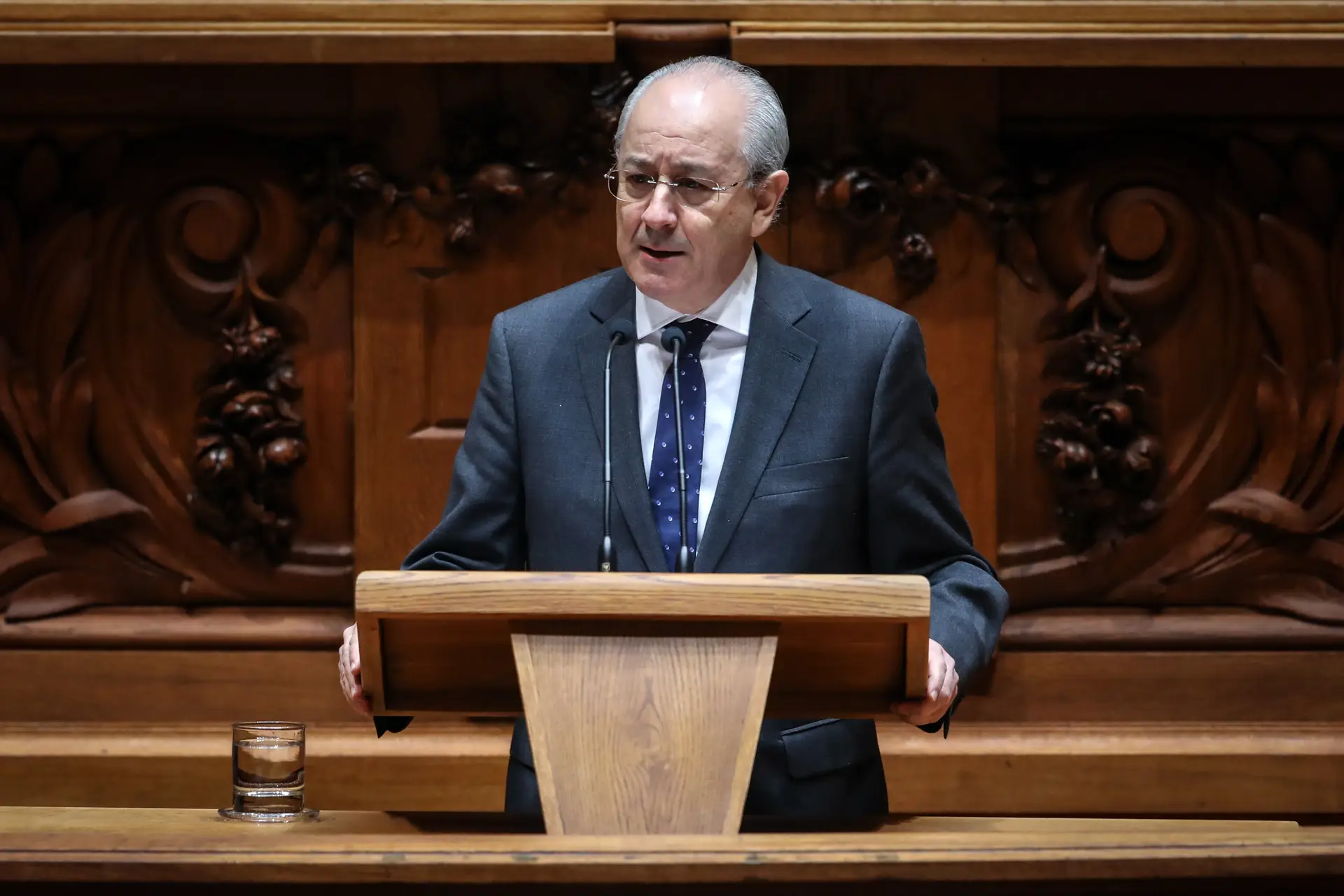 Rui Rio quer IVA reduzido para máscaras, gel e suplementos para reforçar imunidade