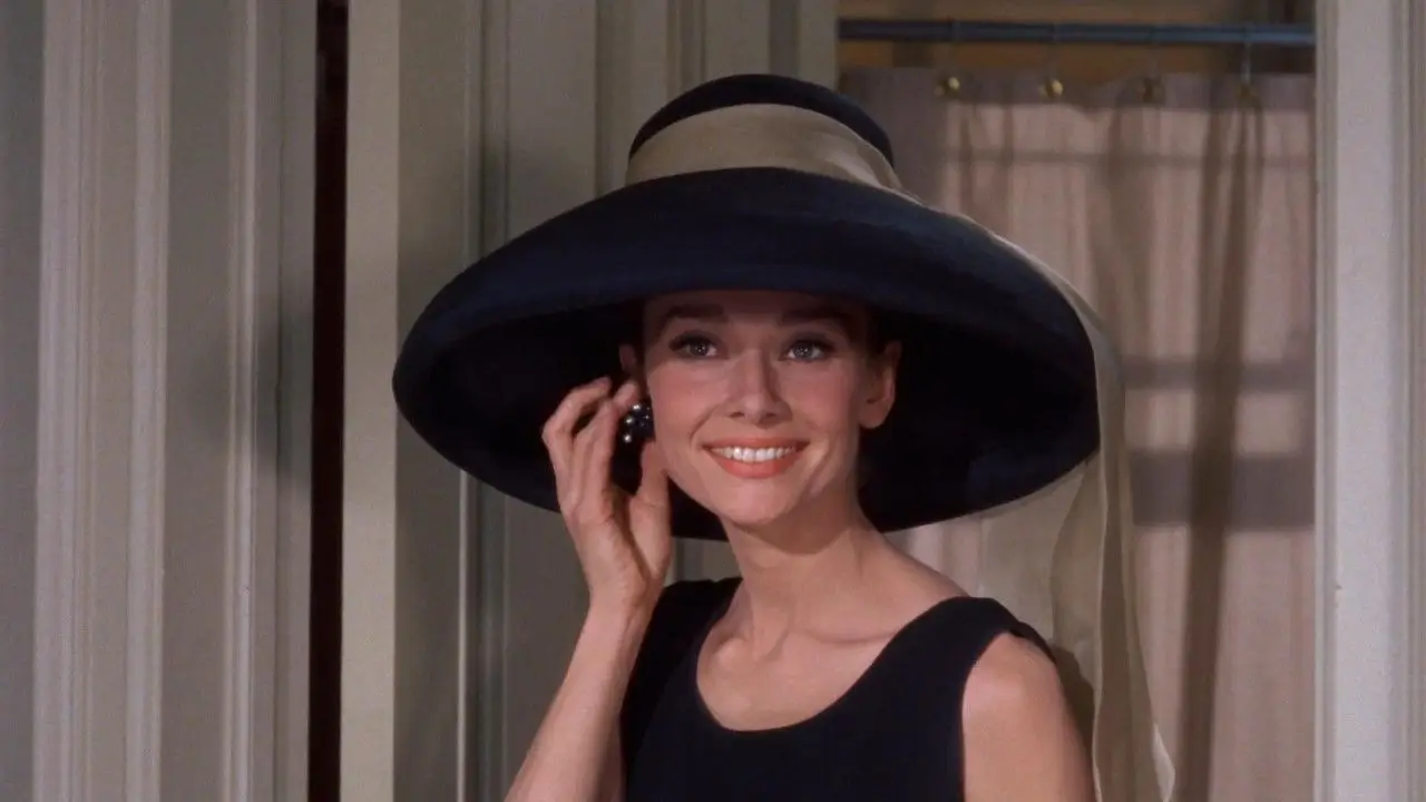 Audrey Hepburn em "Boneca de Luxo": uma das grandes comédias românticas da década de 60