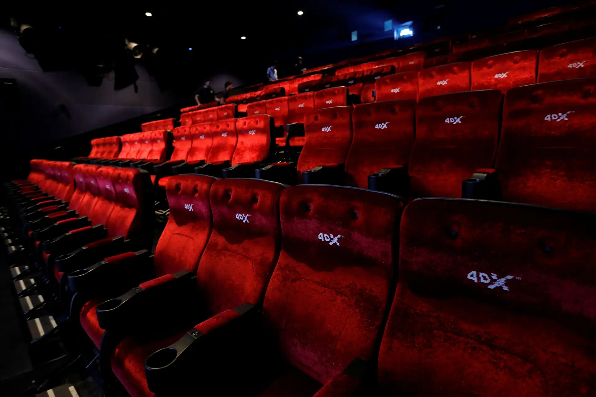 Cinemas perderam em março mais de 75% de receitas e de audiência