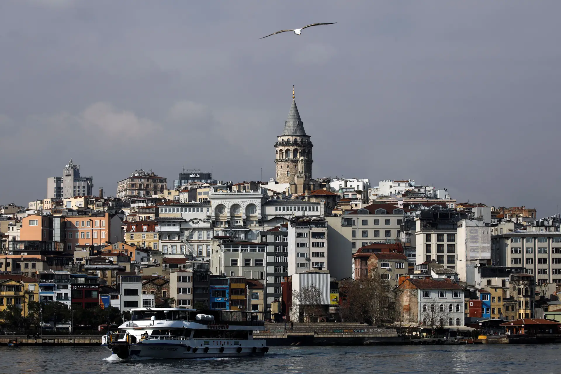 Turquia ultrapassa os mil mortos devido à pandemia de Covid-19