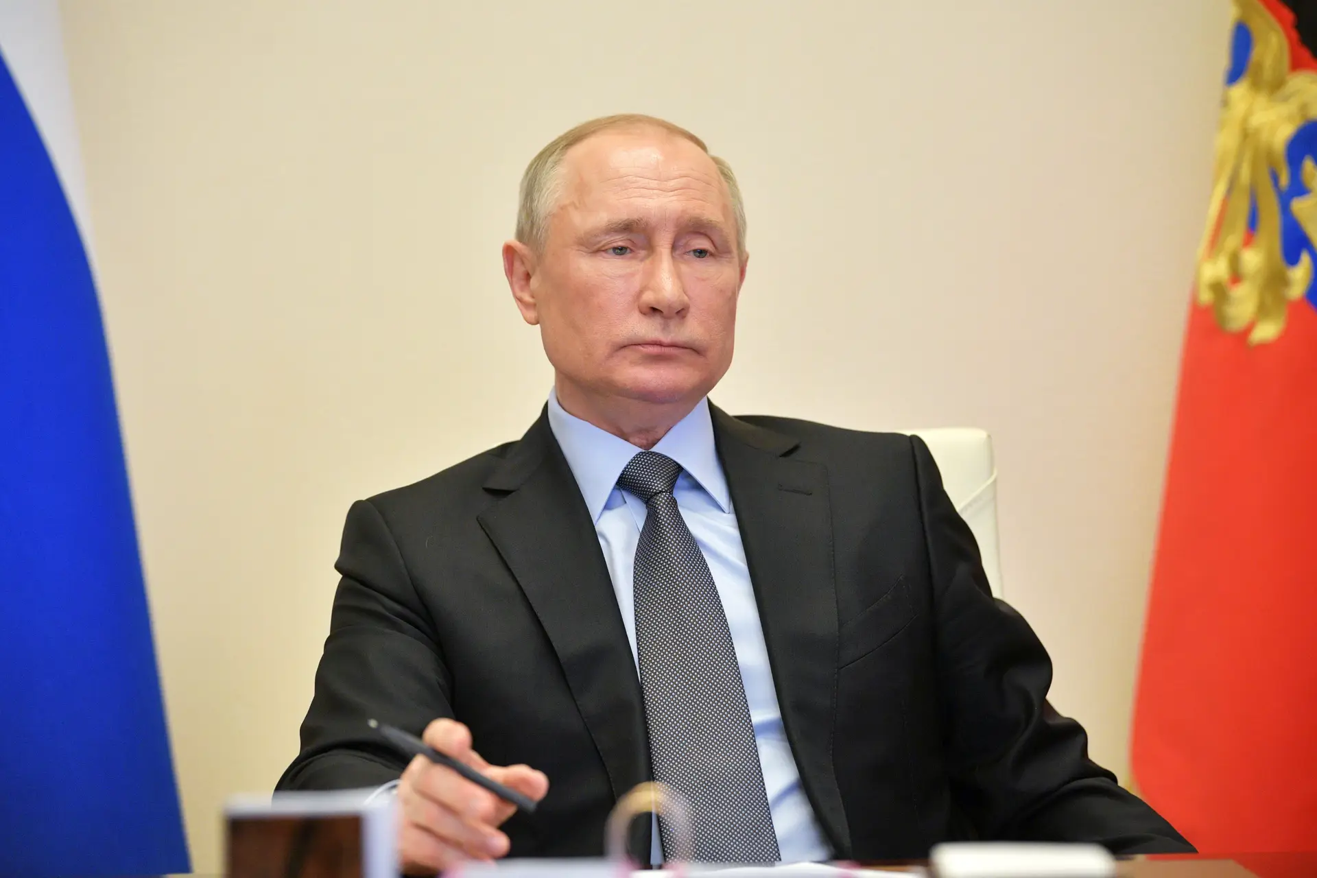 Covid-19: Putin alerta que Rússia deve preparar-se para o pior cenário possível
