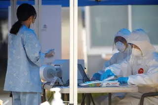 Mais 25 casos de Covid-19 e três mortos na Coreia do Sul