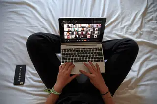 Alguns cursos do ensino superior poderão continuar a funcionar à distância