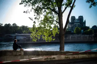 Governo francês alerta população para os números da crise económica