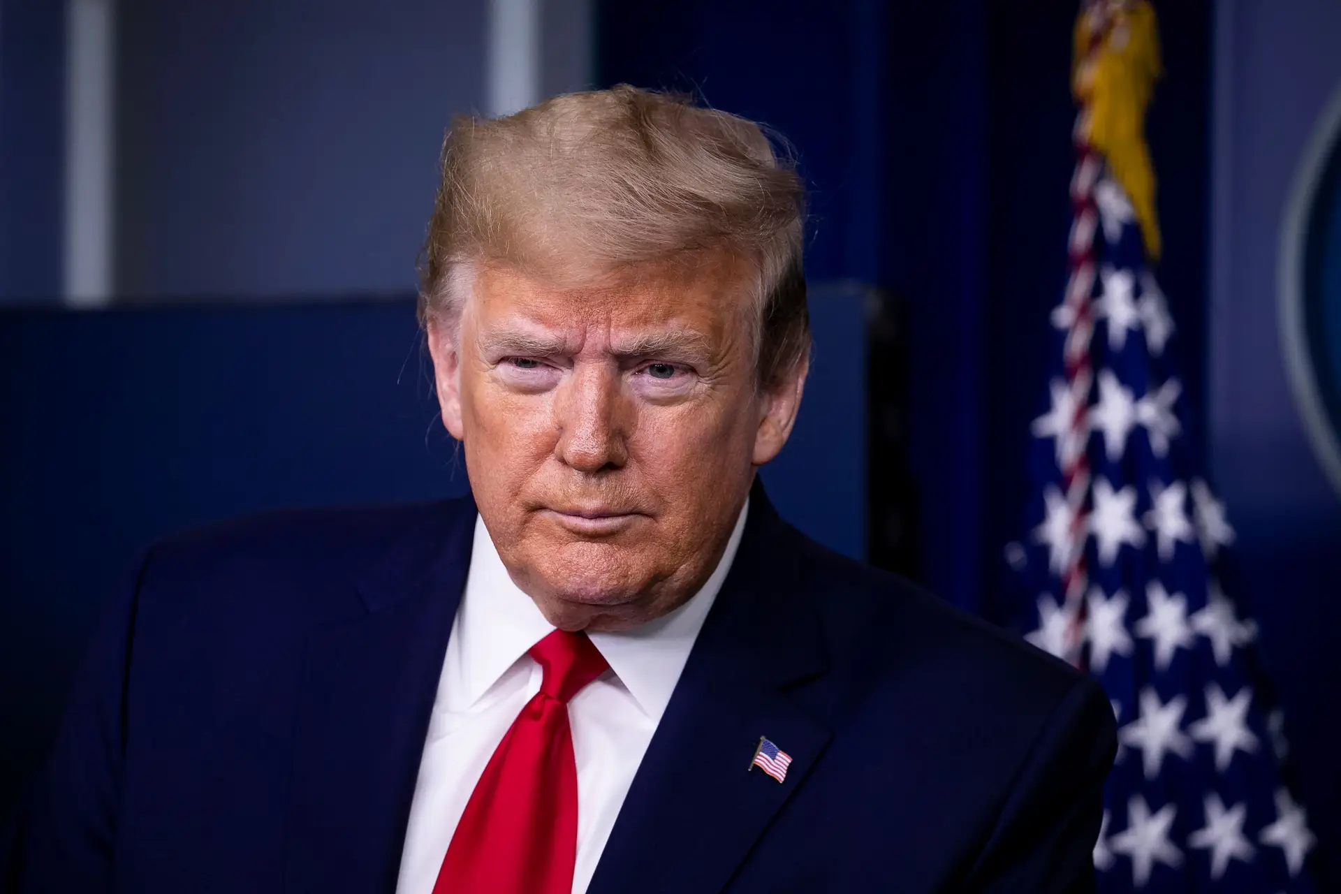 Trump acusa democratas de fazerem "jogo político" com testes à Covid-19