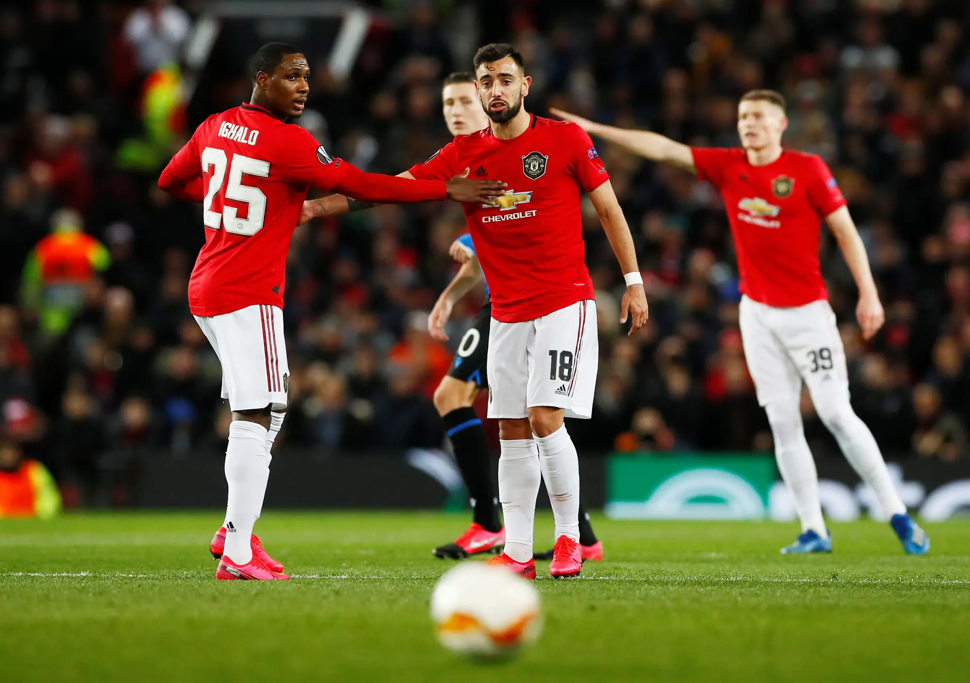 Ighalo diz que Bruno Fernandes vai conquistar a Liga inglesa