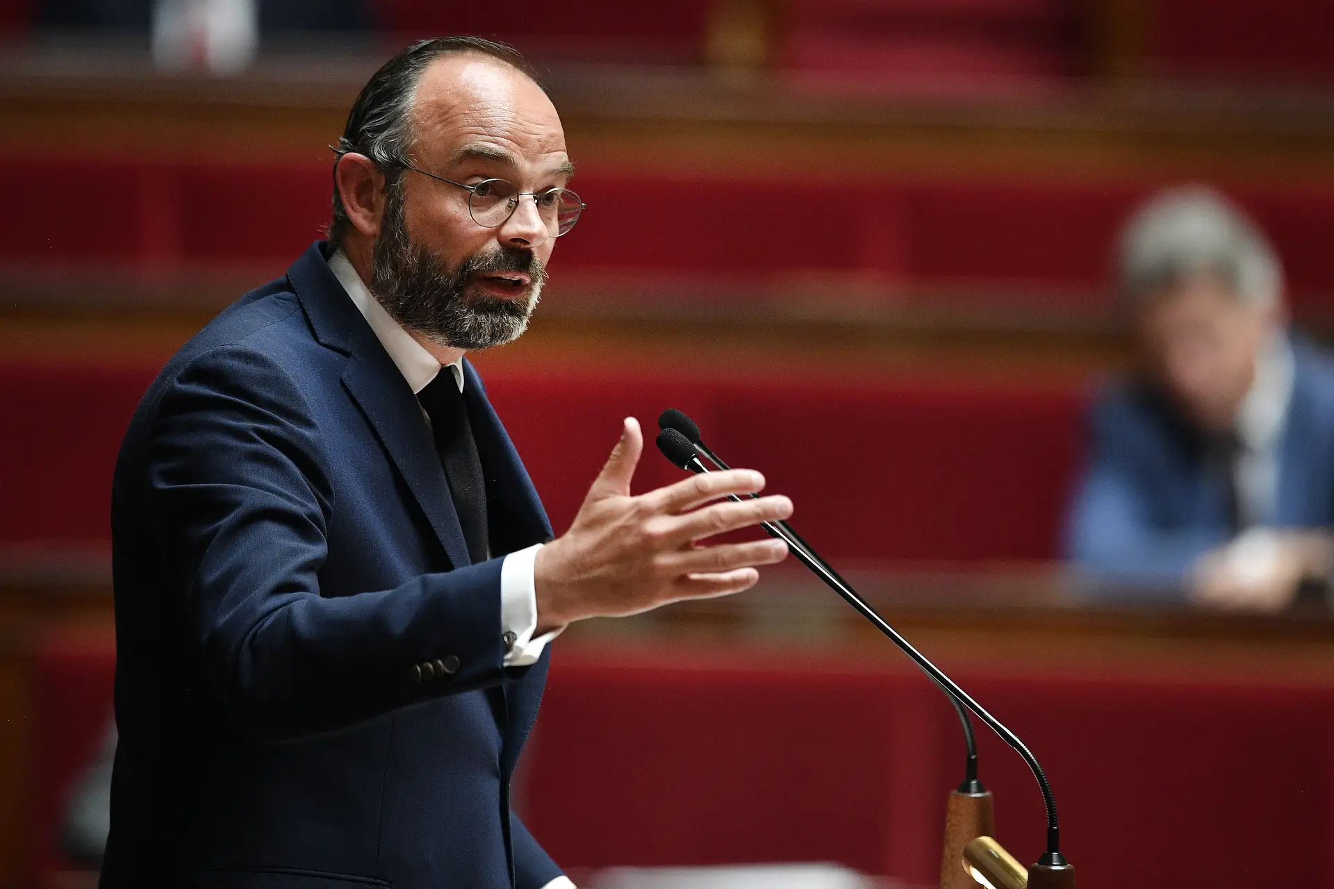 Fim do confinamento em França começa a 11 de maio com restrições até 2 de junho