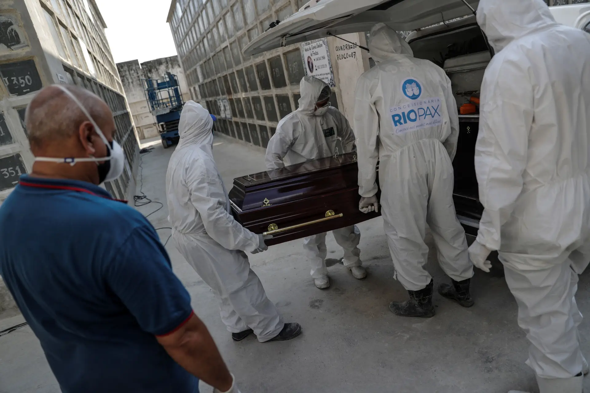 Brasil regista 421 mortes e 4.970  novos casos nas últimas 24 horas