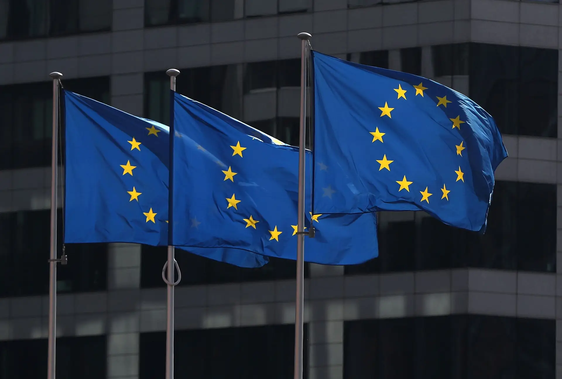 Bruxelas prevê recessão de 6,8% e desemprego nos 9,7% em Portugal