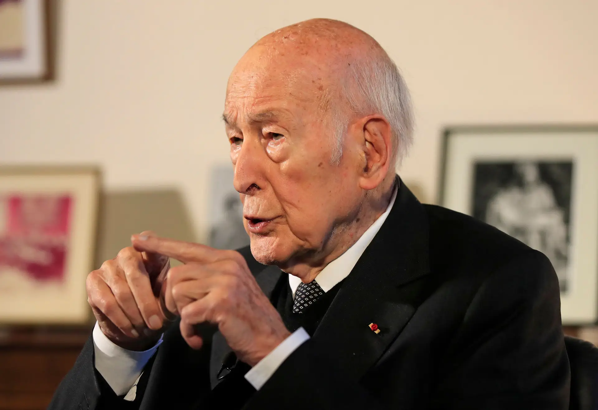 Morreu o ex-Presidente francês Giscard d'Estaing aos 94 anos
