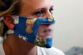 Uso de máscara impede comunidade surda de entender o mundo