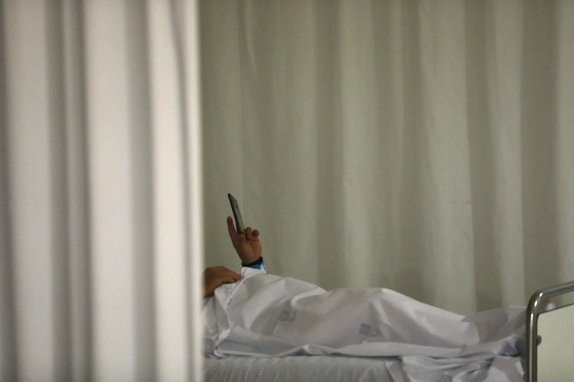 Exército espanhol prevê mais duas vagas do novo coronavírus no país