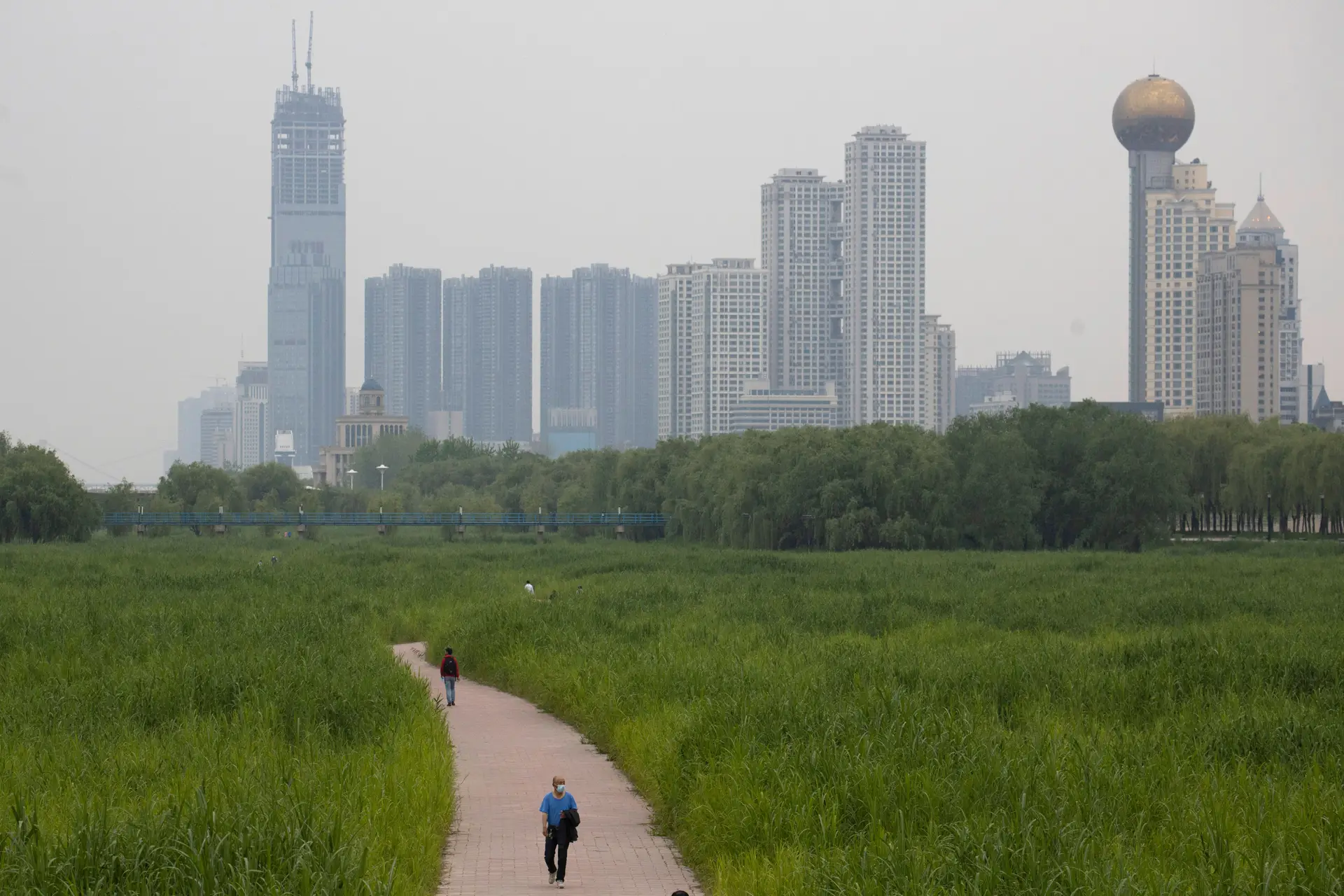 Covid-19: Novo caso em Wuhan após mais de um mês sem registo de contágios