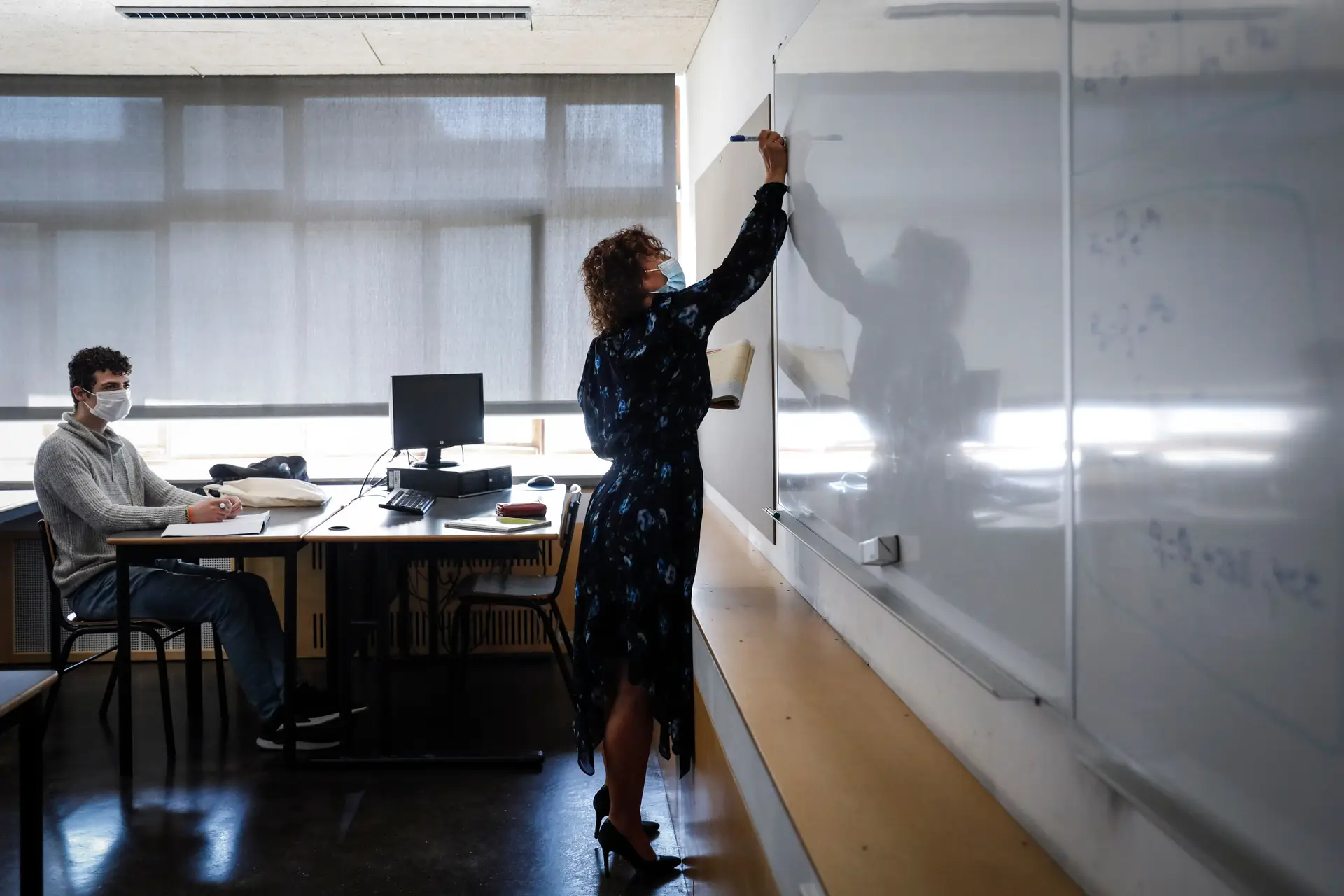 Cerca de 28.500 professores colocados a um mês do início das aulas