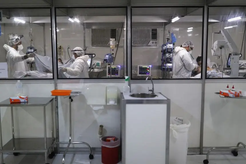 Covid-19 já matou mais de 325 mil pessoas e infetou e quase cinco milhões no mundo