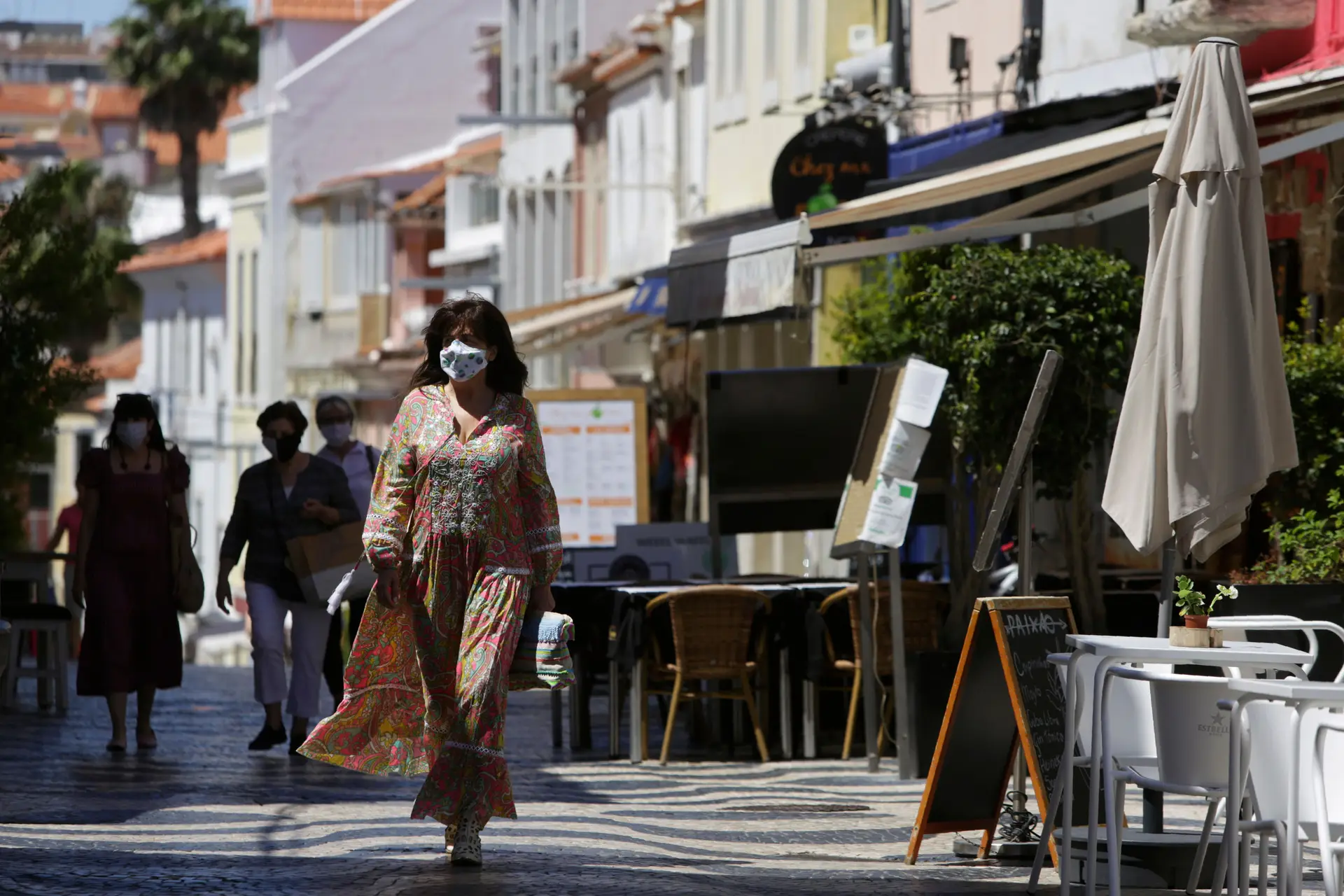 Mais 5 mortes e 294 casos de Covid-19 em Portugal