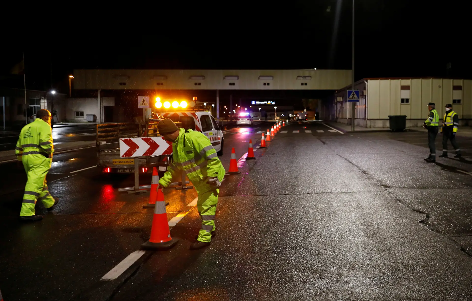 Espanha reabre fronteiras terrestres com Portugal e França a 22 de junho