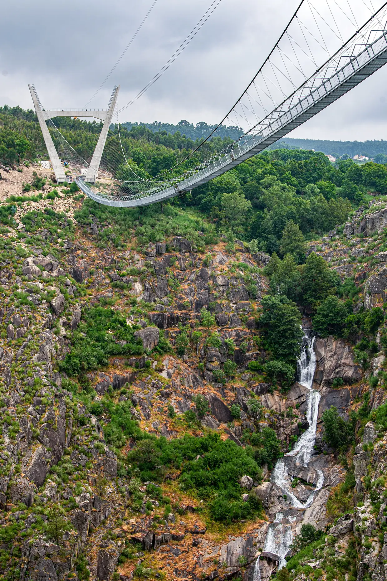 SIC Notícias | Esta vai ser a maior ponte pedonal suspensa ...