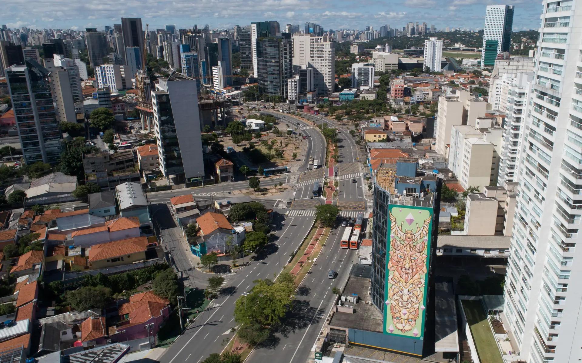 Secretário da Saúde sofre atentado no Brasil durante a pandemia