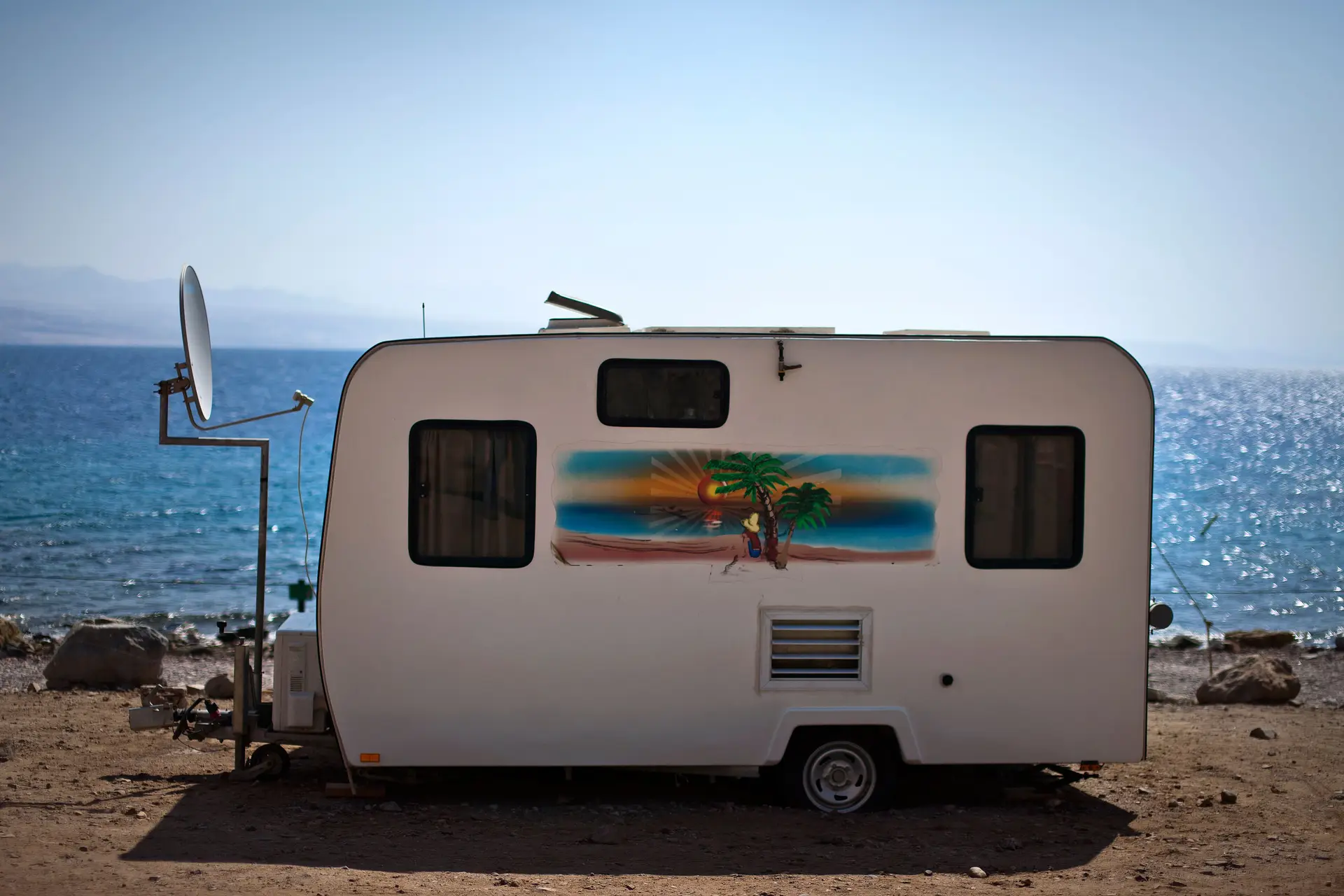 Autocaravanistas continuam a sentir-se discriminados no acesso às praias